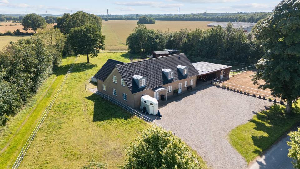 Einfamilienhaus Harrislee - 8 Zimmer, 312 m&sup2;, 360.500&euro; | Angebot:27113508
