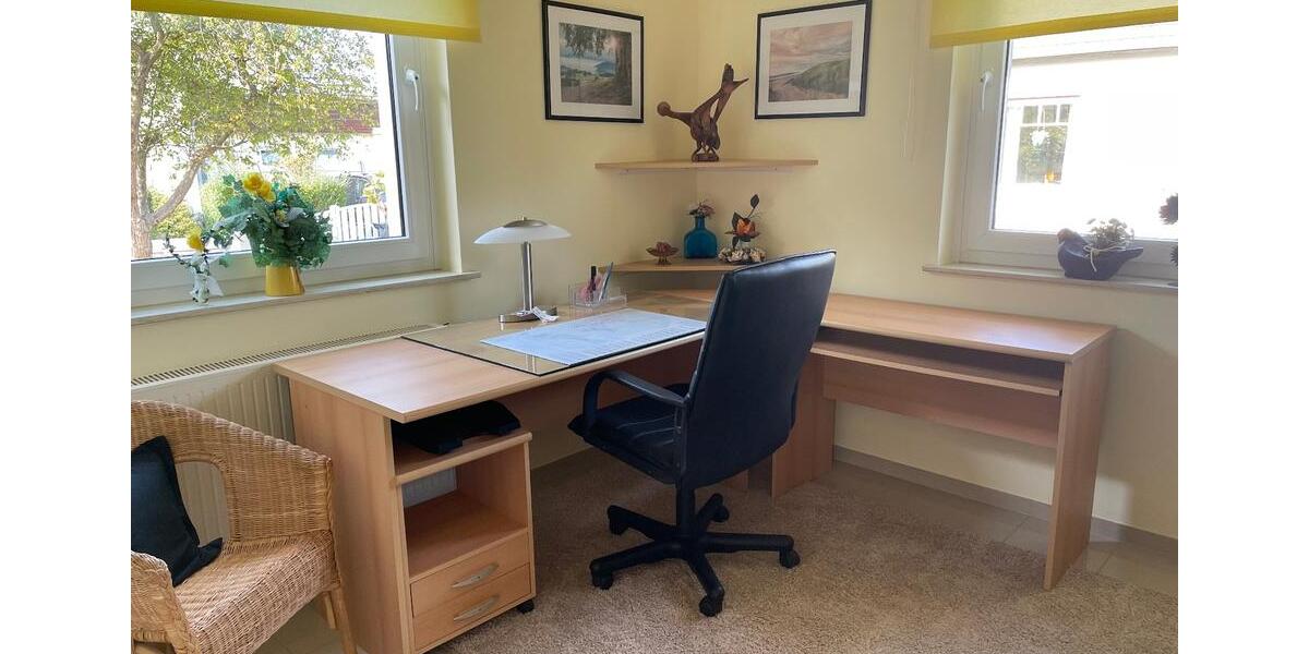 Einfamilienhaus Lohfelden - 3 Zimmer, 110 m&sup2;, 1.500&euro; | Angebot:25408300