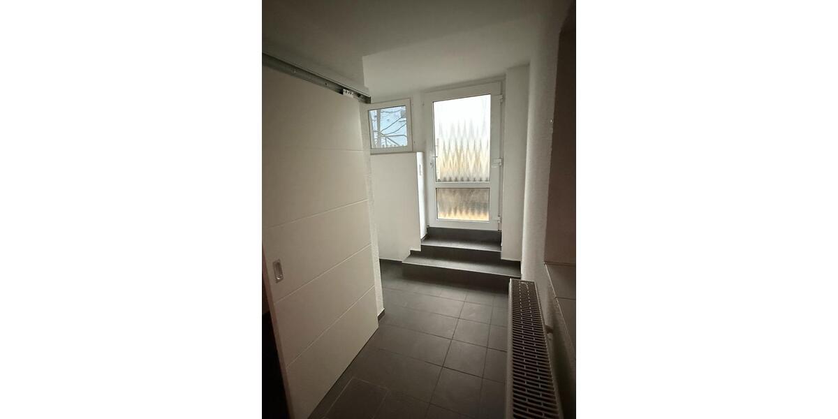 Schöne helle 2 Zimmer Einliegerwohnung, Zentrale Lage 2 zimmer