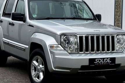 Jeep Cherokee 127.000 km 10.980 &euro; Schwarzenbek 21493