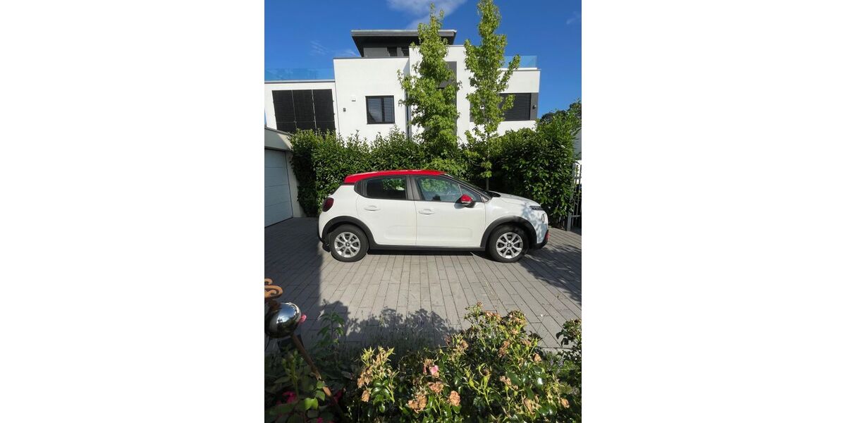Citroen C3 98.000 km 6.250 € Potsdam 14476