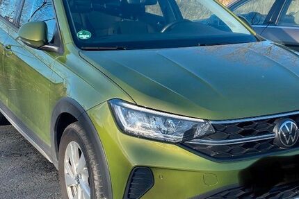 VW Taigo 21.000 km 19.500 &euro; Coswig 01640