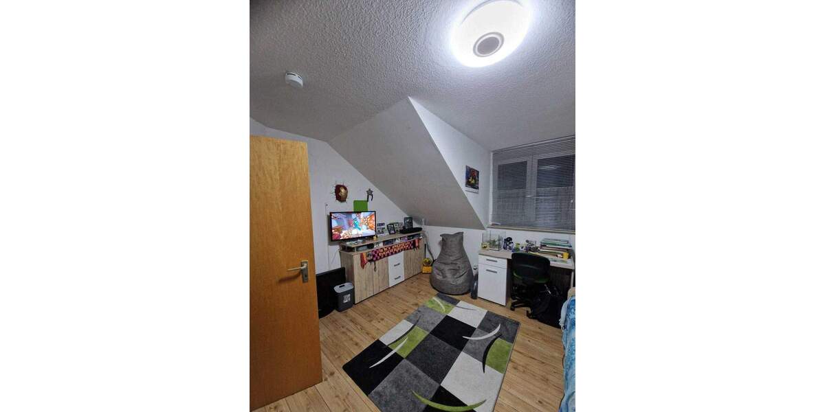 Etagenwohnung Ranis - 3 Zimmer, 72 m&sup2;, 70.000&euro; | Angebot:20713037