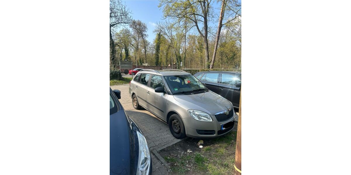 Skoda Fabia 181.000 km 1.200 &euro; Reutlingen 72762