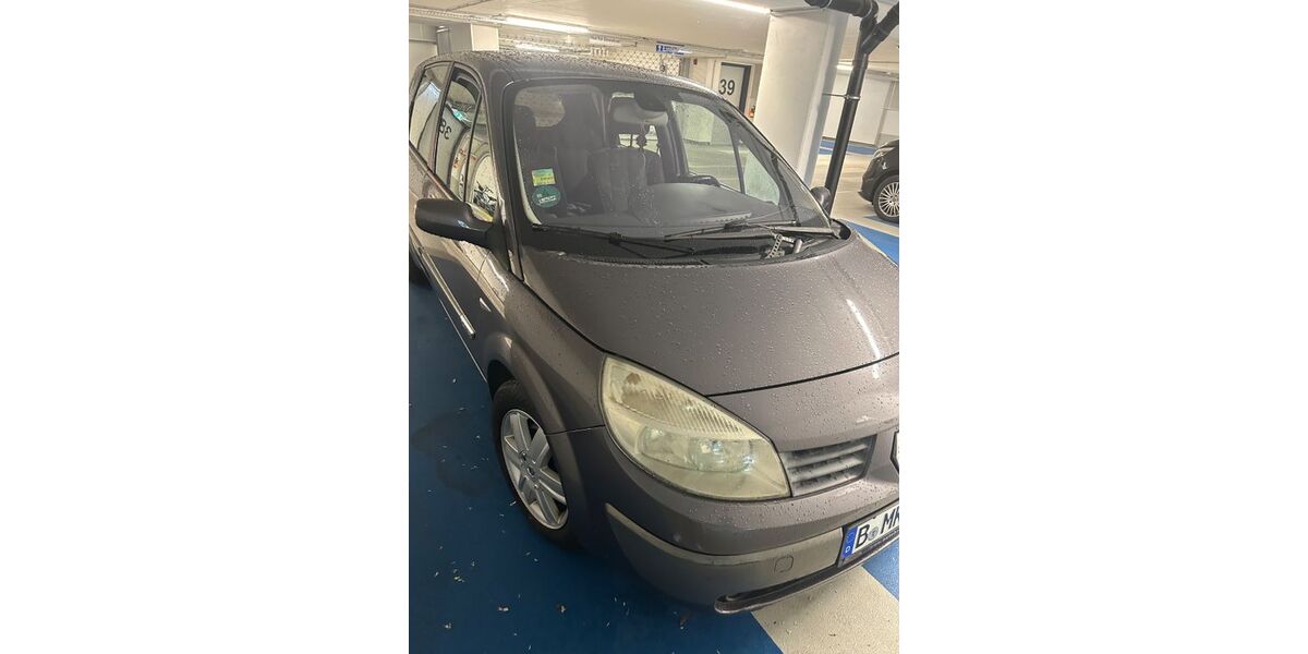 Renault Scenic 186.000 km 1.950 &euro; Berlin 10711