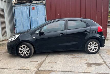Kia Rio 125.000 km 6.700 € Großwallstadt 63868