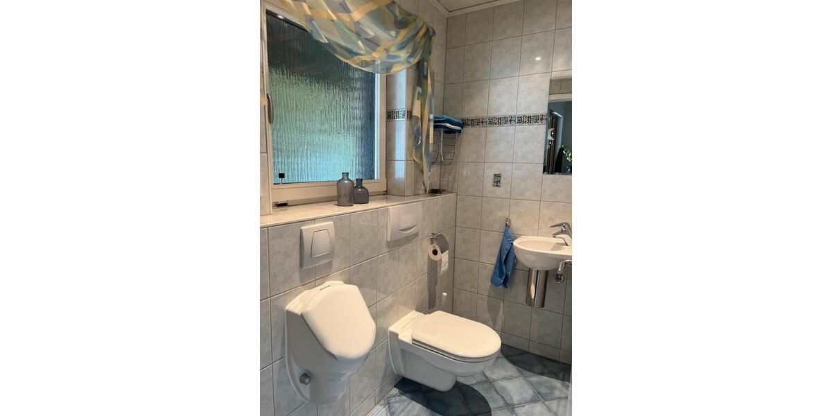 Einfamilienhaus Oberndorf am Neckar - 9 Zimmer, 235 m&sup2;, 585.000&euro; | Angebot:26578938