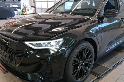 Audi e-tron 48.436 km 40.920 &euro; Hagen 58091