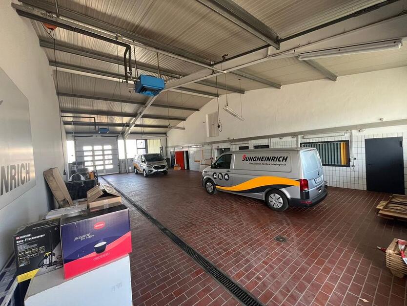 Gewerbehalle inkl. Hoffläche 944qm Veitshöchheim zu vermieten zimmer