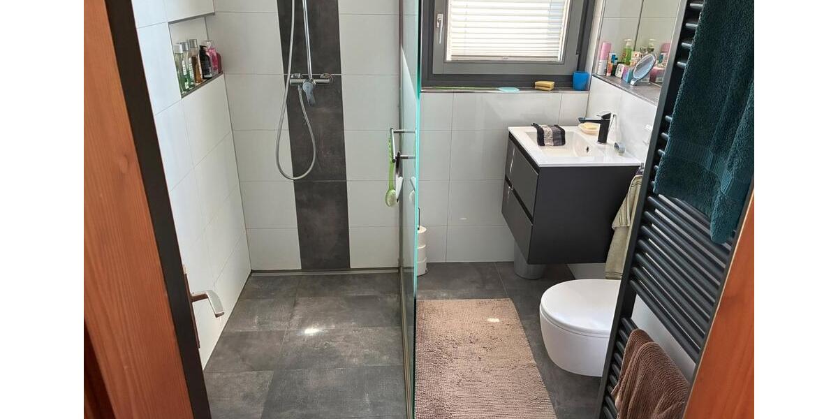 Einfamilienhaus Bad Hersfeld - 9 Zimmer, 180 m&sup2;, 299.000&euro; | Angebot:26926526