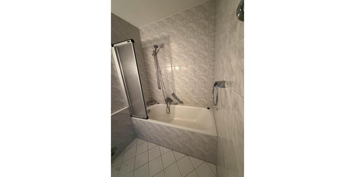 Etagenwohnung Freudenstadt - 3 Zimmer, 89 m&sup2;, 279.000&euro; | Angebot:27019411