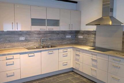 Haus Papenburg - 5 Zimmer, 126 m&sup2;, 990&euro; | Angebot:26178299