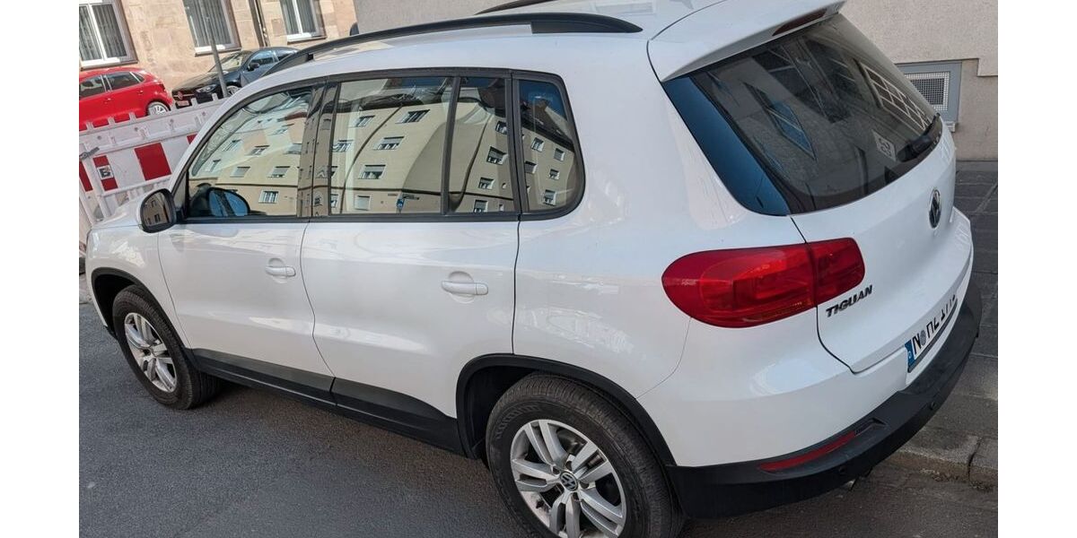 VW Tiguan 113.500 km 8.900 &euro; Nürnberg 90429