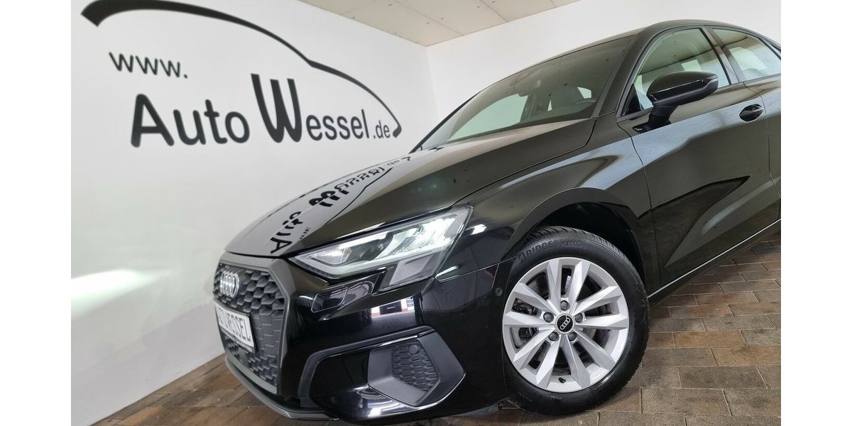 Audi A3 30TFSI limo Navi Leder Digital VIC Kamera LED 66.400 km 21.100 &euro; Garrel 49681