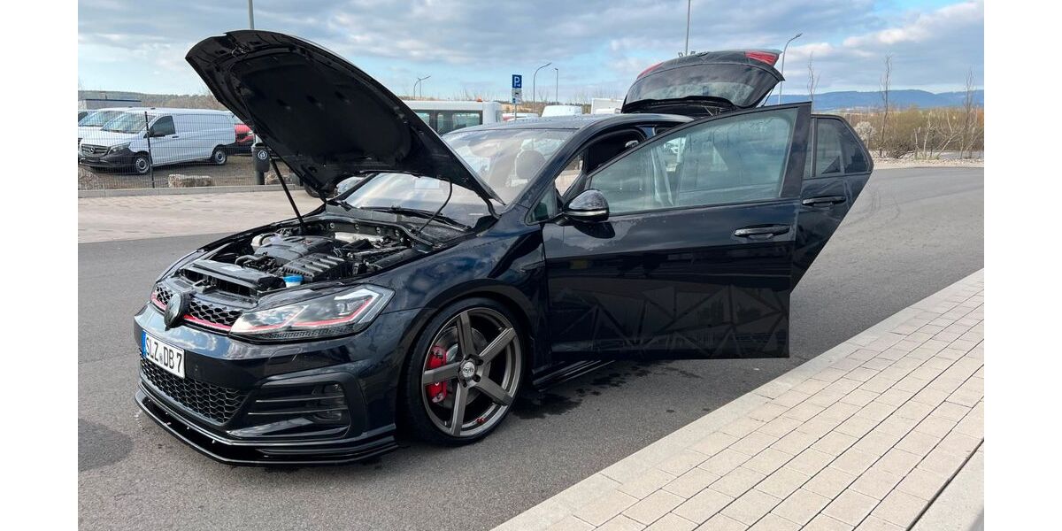 VW Golf 99.850 km 22.999 &euro; Wächtersbach 63607