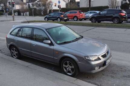 Mazda 323 165.000 km 1.300 &euro; Bogenhausen (München) 81927