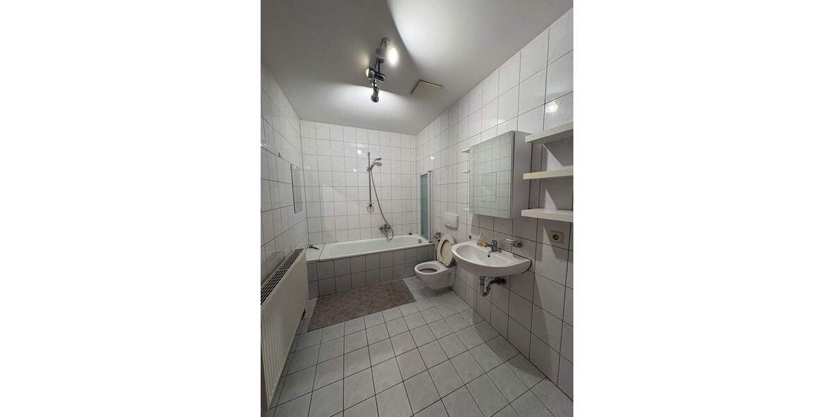 Etagenwohnung Flöha Plaue - 2 Zimmer, 87 m&sup2;, 430&euro; | Angebot:25999172