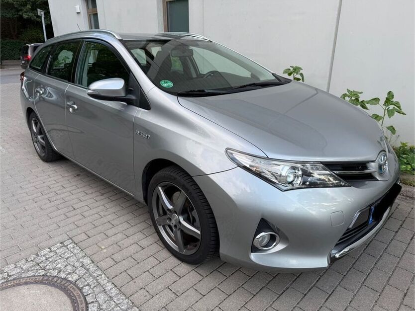 Auris