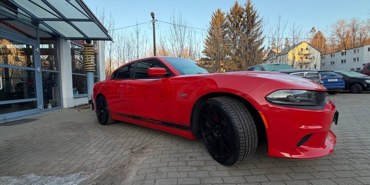 Dodge Charger 5.7 V8 HEMI R/T SRT 107.700 km 24.999 &euro; Rudolstadt 07407