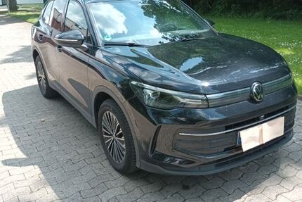 VW Tiguan 12.000 km 38.300 &euro; Lehre 38165