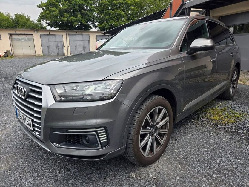 Q7