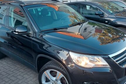 VW Tiguan 245.000 km 3.999 &euro; Obersulm-Affaltrach 74182