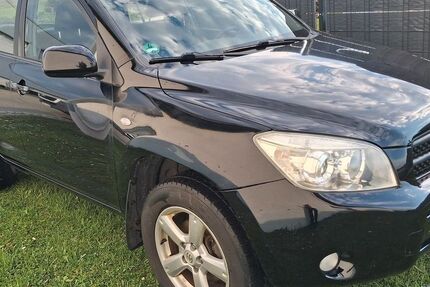 Toyota RAV 4 147.000 km 5.900 &euro; Plattling 94447