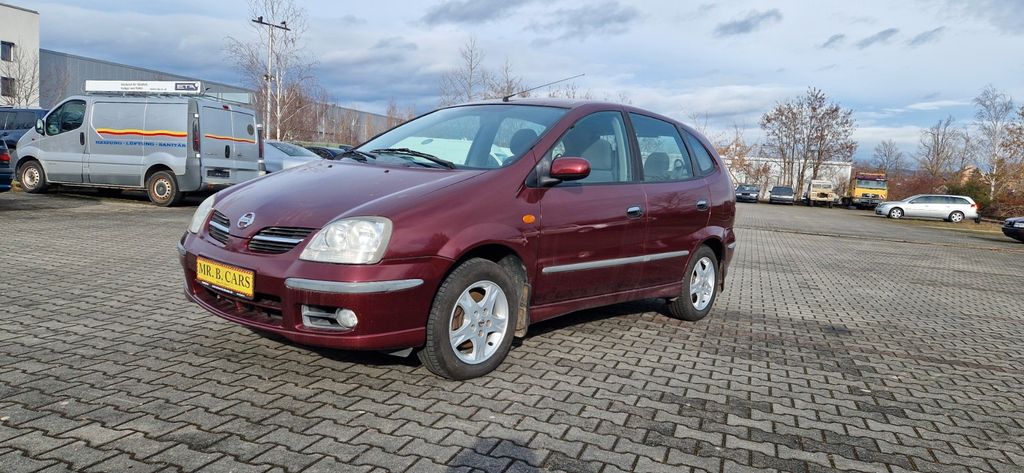 Nissan Almera Tino 168.000 km 950 &euro; Dresden 01257