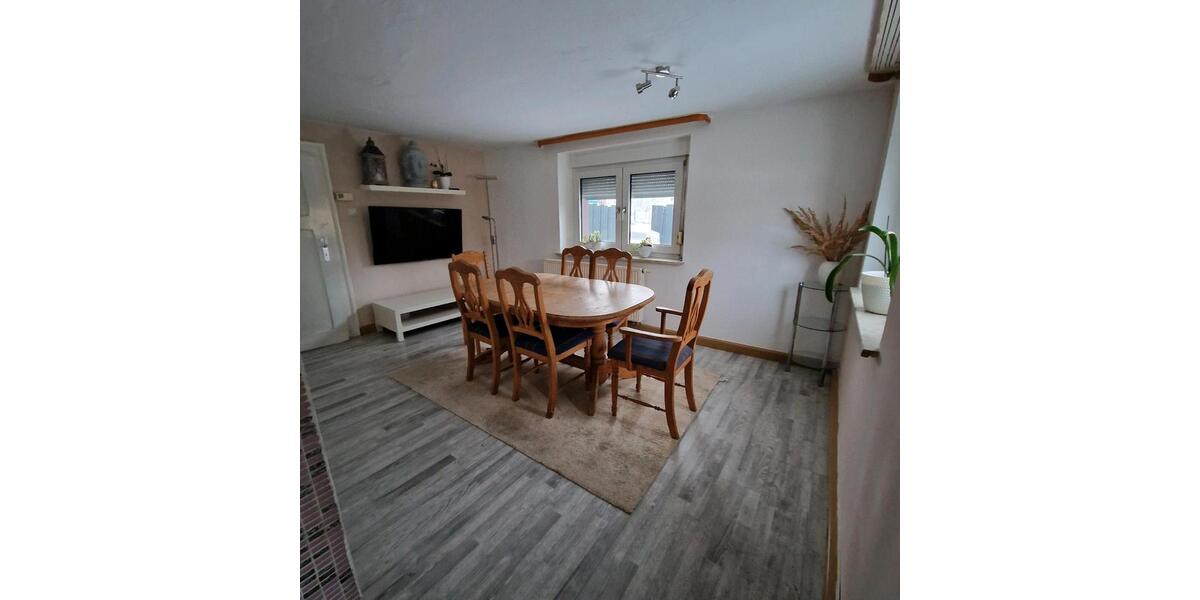 Einfamilienhaus Presseck Braunersreuth - 10 Zimmer, 173 m&sup2;, 124.000&euro; | Angebot:26439473