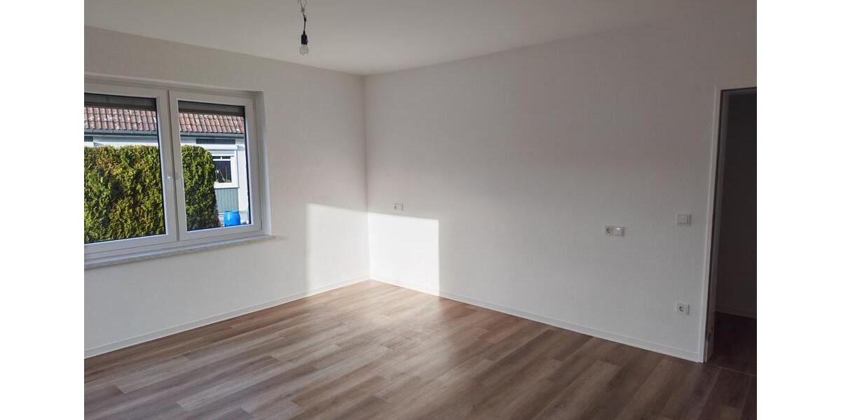 Moderne 3-Zimmer-EG-Wohnung mit Wintergarten & Terrasse 3 zimmer