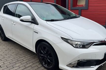 Toyota Auris 110.000 km 14.400 &euro; Velbert 42549