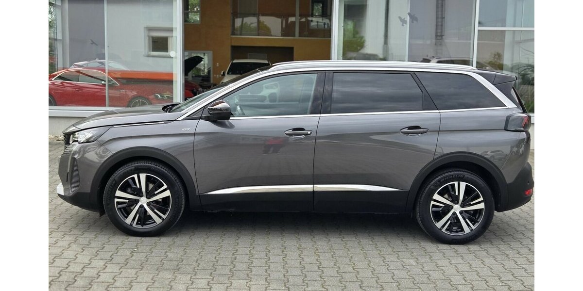 Peugeot 5008 GT 7 Sitze LED Autom. 16.678 km 24.000 &euro; Wilsdruff 01723