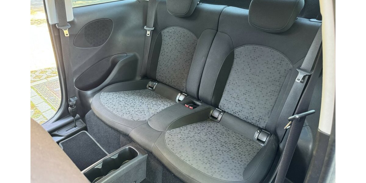 Opel Adam Navi Klima Sitzh. Alu ServiceNeu unfallfrei 43.000 km 11.500 &euro; Erftstadt 50374