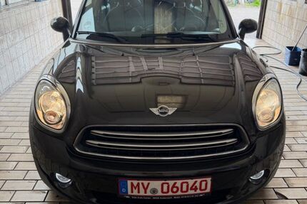 Mini Countryman D (Cooper) 141.000 km 8.499 &euro; Andernach 56626