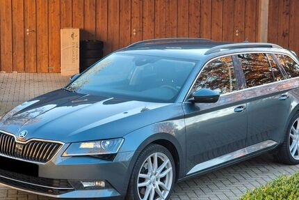 Skoda Superb 178.000 km 14.499 € Kierspe 58566