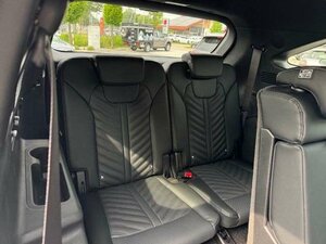 Kia SORENTO PE 1.6T PHEV AWD PLAT 7S NAP PR 3.000 km 57.990 &euro; Höhenkirchen-Siegertsbrun 85635