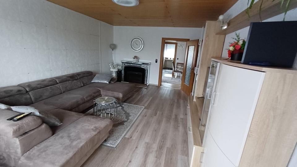 Etagenwohnung Neutraubling - 3.5 Zimmer, 92 m&sup2;, 365.000&euro; | Angebot:27021018