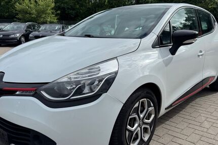 Renault Clio 198.522 km 3.999 &euro; Neumünster 24539