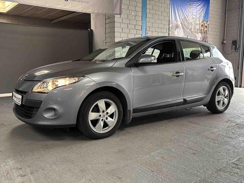 Renault Megane 122.100 km 4.999 € Wegberg 41844