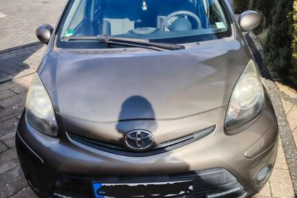 Toyota Aygo (X) 113.000 km 3.900 &euro; Marburg 35043