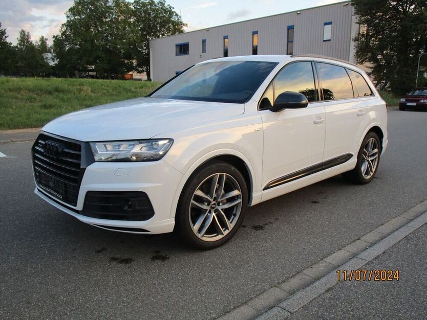 Q7