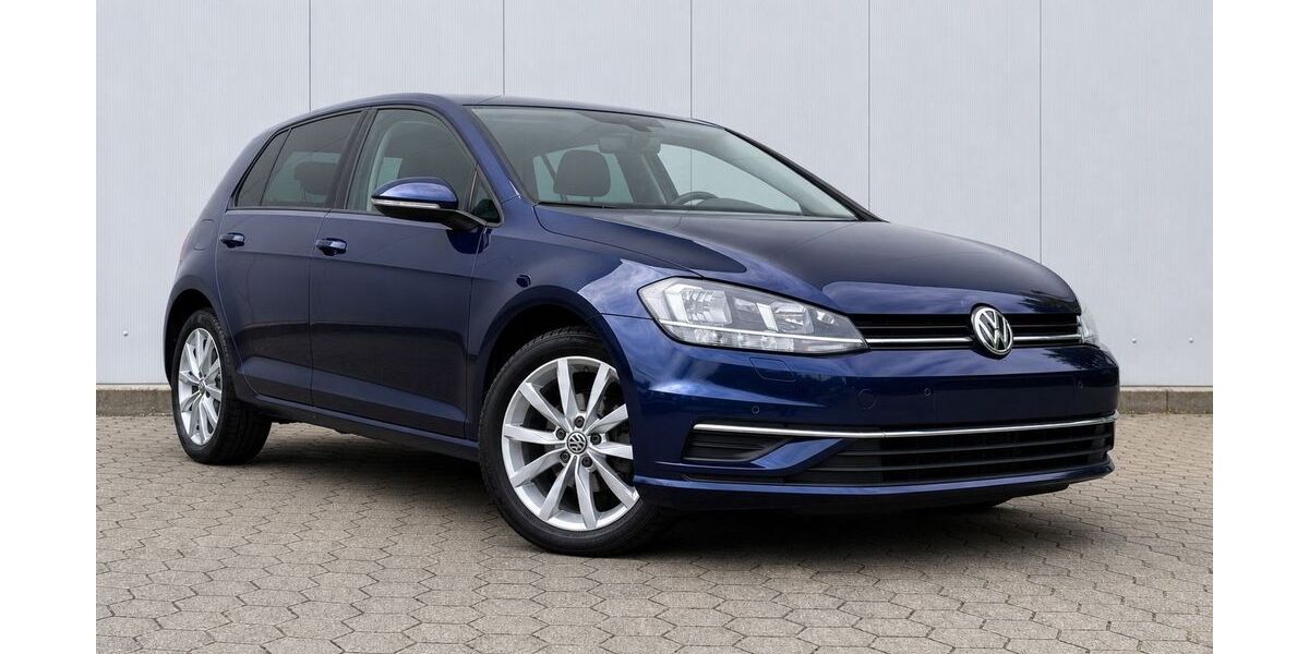 VW Golf 29.999 km 15.999 &euro; Rheinbach 53359