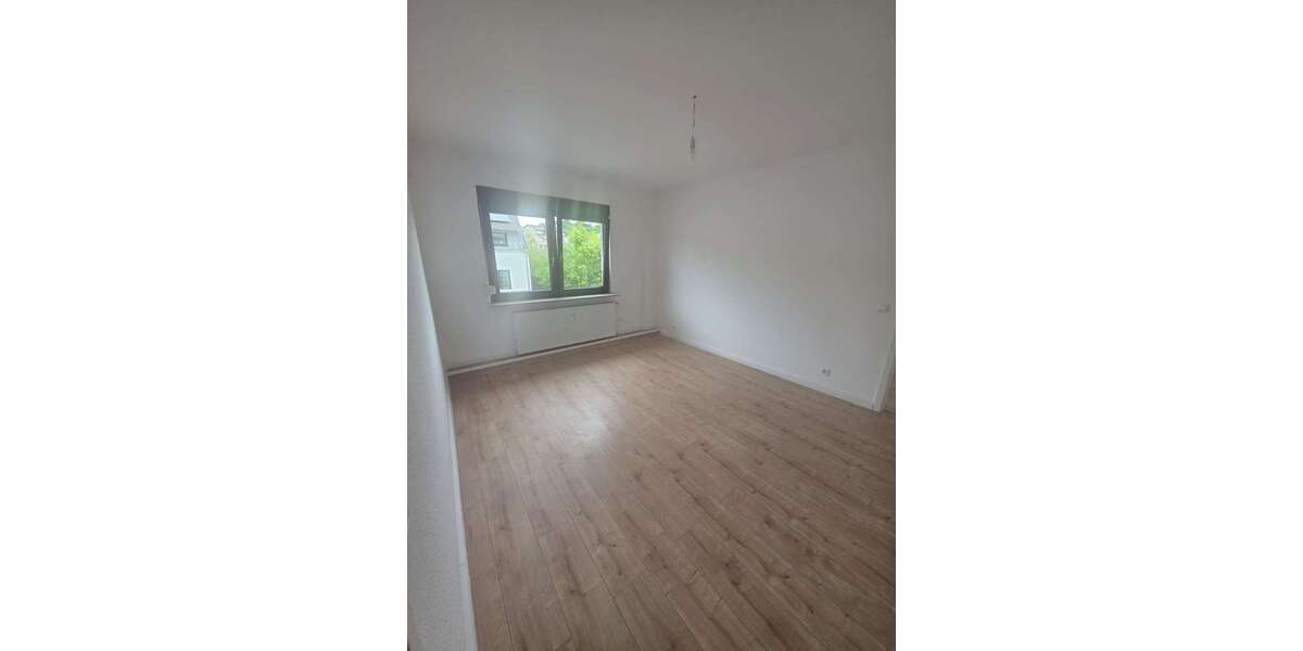 Etagenwohnung Beckingen - 3 Zimmer, 70 m&sup2;, 600&euro; | Angebot:25385215
