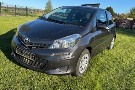 Toyota Yaris 55.700 km 8.900 &euro; Herzberg 04916