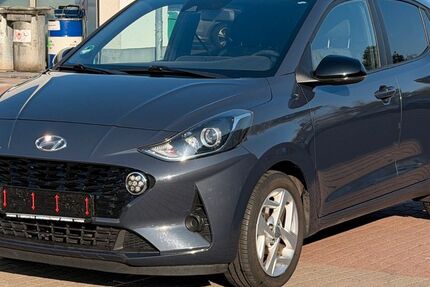 Hyundai i10 56.480 km 12.490 &euro; Jüterbog 14913