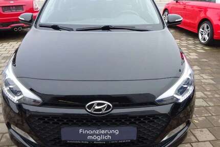 Hyundai i20 81.643 km 10.900 &euro; Mainburg/Oberempfenbach 84048