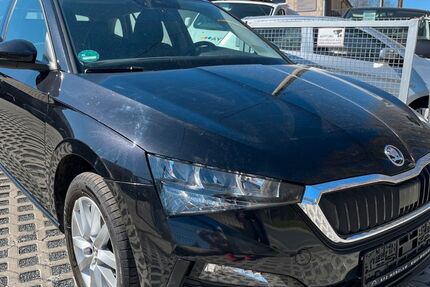 Skoda Scala 44.300 km 11.200 € Bannewitz 01728