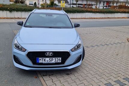 Hyundai i30 69.500 km 17.700 &euro; Eschborn 65760