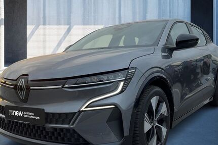 Renault Megane E-TECH 36.282 km 17.490 &euro; Hamburg 22529