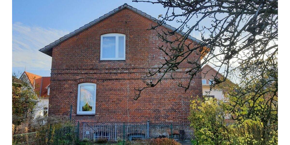 Einfamilienhaus Meldorf - 6 Zimmer, 140 m&sup2;, 198.000&euro; | Angebot:25742104